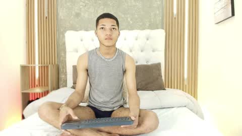 Kelvin online show from March 31, 2026, 8:42 pm