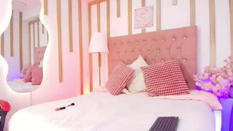 Kelvin online show from April 19, 2026, 12:37 pm