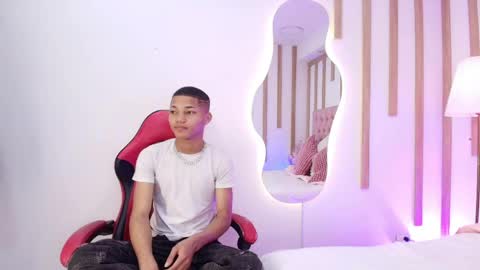 Kelvin online show from April 22, 2026, 12:28 pm