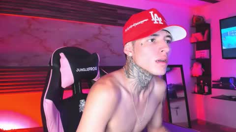 Snapshot of ken_and_bonnie chatting on March 1, 2026, 12:29 pm ken_and_bonnie online show from March 1, 2026, 12:29 pm