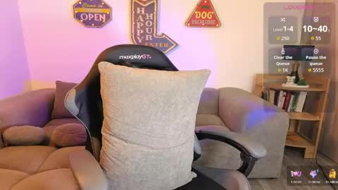 ken_blaker online show from April 23, 2026, 5:19 am