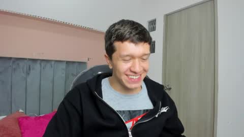 Snapshot of ken_col chatting on April 12, 2026, 3:11 am Ken Col online show from April 12, 2026, 3:11 am