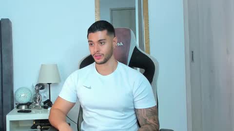 Snapshot of ken_mailik chatting on October 31, 2025, 11:17 pm ken_mailik online show from October 31, 2025, 11:17 pm