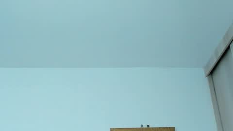 ken_mailik online show from April 17, 2026, 9:23 am