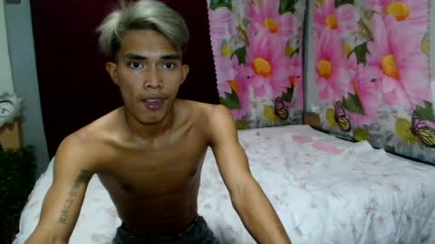 ken_minjun online show from July 14, 2026, 10:21 am