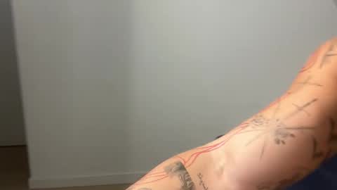 Snapshot of kenboyea_ chatting on October 9, 2025, 4:05 pm luis carlos esteban online show from October 9, 2025, 4:05 pm