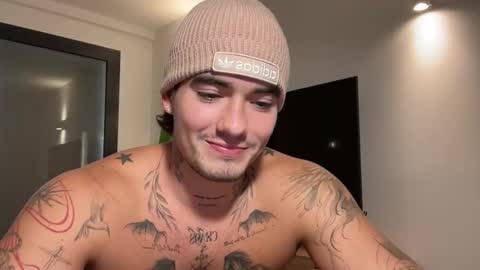 Snapshot of kenboyea_ chatting on October 28, 2025, 3:47 pm luis carlos esteban online show from October 28, 2025, 3:47 pm