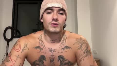 Snapshot of kenboyea_ chatting on November 2, 2025, 4:53 pm luis carlos esteban online show from November 2, 2025, 4:53 pm