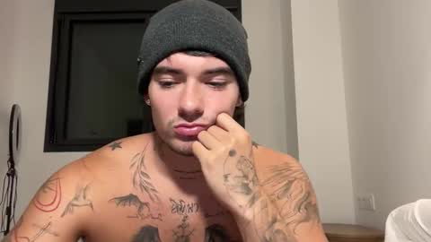 Snapshot of kenboyea_ chatting on November 3, 2025, 5:58 pm luis carlos esteban online show from November 3, 2025, 5:58 pm