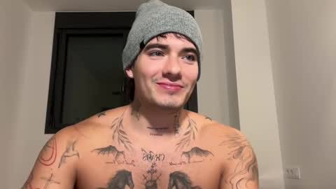 Snapshot of kenboyea_ chatting on November 9, 2025, 7:23 pm luis carlos esteban online show from November 9, 2025, 7:23 pm