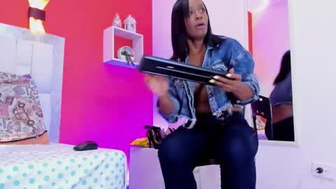 Snapshot of kendal_hot69_ chatting on March 22, 2026, 11:35 am kendal_hot69_ online show from March 22, 2026, 11:35 am