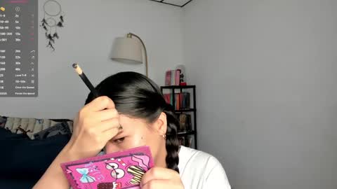 Snapshot of kendalgrey01 chatting on February 15, 2025, 2:44 pm Kendal online show from February 15, 2025, 2:44 pm