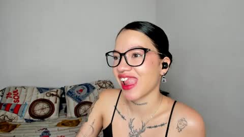 Snapshot of kendalgrey01 chatting on April 3, 2026, 2:37 pm Kendal online show from April 3, 2026, 2:37 pm