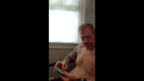 kendall21978 online show from May 17, 2026, 12:34 pm