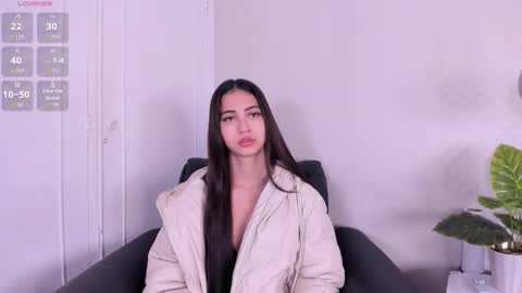    online show from October 13, 2025, 12:05 pm