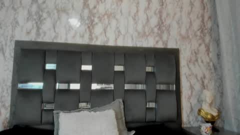 Kendall online show from March 6, 2025, 7:03 am