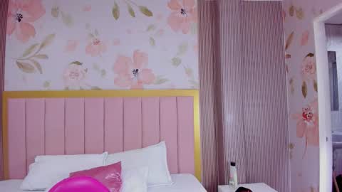 Kendall no Jenner  online show from February 1, 2026, 8:29 pm