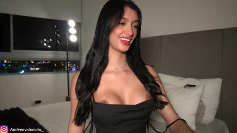 Snapshot of kendall_ruiiz chatting on February 26, 2025, 11:37 pm Andrea online show from February 26, 2025, 11:37 pm