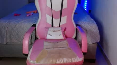 Snapshot of kendallrush2 chatting on February 16, 2025, 11:59 pm Kendall Rush online show from February 16, 2025, 11:59 pm