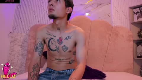 Snapshot of kendalltaylorr chatting on January 18, 2025, 9:56 am Kendall and Taylor online show from January 18, 2025, 9:56 am