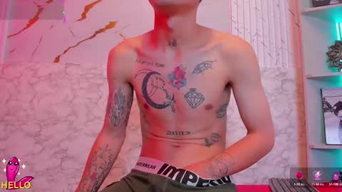 Snapshot of kendalltaylorr chatting on March 1, 2025, 9:40 am Kendall and Taylor online show from March 1, 2025, 9:40 am