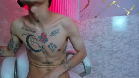 Snapshot of kendalltaylorr chatting on March 7, 2025, 9:51 am Kendall and Taylor online show from March 7, 2025, 9:51 am