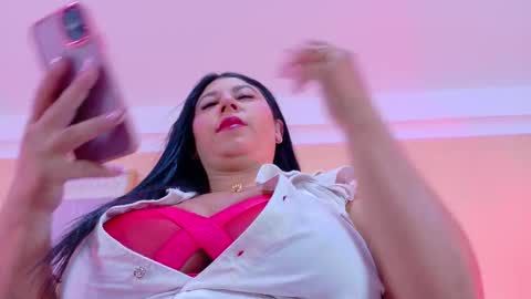 Snapshot of kendalmilleer chatting on January 19, 2026, 9:02 am online show from January 19, 2026, 9:02 am