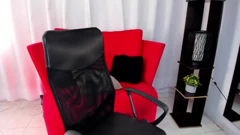 Kendra Hot online show from May 26, 2026, 1:07 pm
