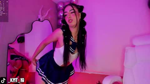 Snapshot of kendra_miller07_ chatting on October 10, 2025, 1:15 am Kendra online show from October 10, 2025, 1:15 am