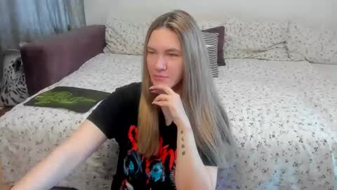 Kendra online show from June 3, 2026, 12:24 am