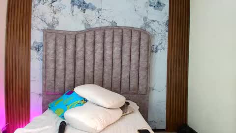 Mamasita online show from February 14, 2026, 5:21 pm