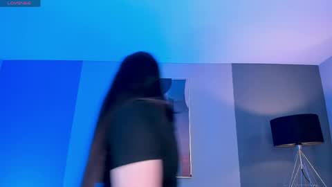  K E N D R A  online show from May 20, 2026, 3:13 am