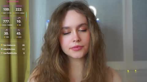 Kira online show from February 11, 2026, 10:48 pm