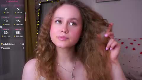 Kira online show from March 12, 2026, 10:16 pm