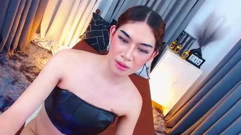 Snapshot of kendrahunter_____ chatting on February 12, 2025, 5:37 am Kendra online show from February 12, 2025, 5:37 am