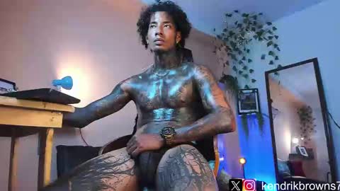 Snapshot of kendrik_brown chatting on January 28, 2025, 9:50 pm kendrick brown online show from January 28, 2025, 9:50 pm