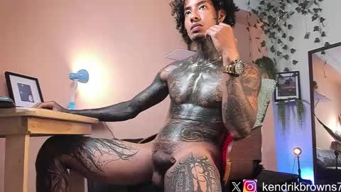 Snapshot of kendrik_brown chatting on January 30, 2025, 10:30 pm kendrick brown online show from January 30, 2025, 10:30 pm