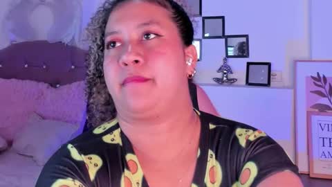  01  online show from September 30, 2025, 6:35 pm