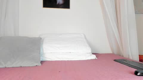 Kenia online show from February 28, 2025, 4:21 am