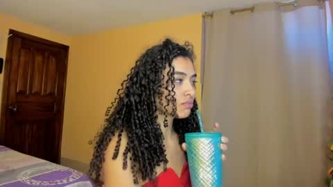 Snapshot of keniia_riizz chatting on July 14, 2026, 7:19 pm Kenia online show from July 14, 2026, 7:19 pm
