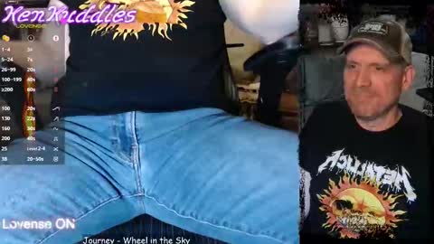 Snapshot of kenkuddles chatting on October 29, 2025, 1:30 am Ken Kuddles online show from October 29, 2025, 1:30 am