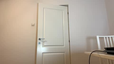 Snapshot of kennasoft chatting on October 18, 2025, 4:08 pm Kenna next time online - 2nd of Dec online show from October 18, 2025, 4:08 pm