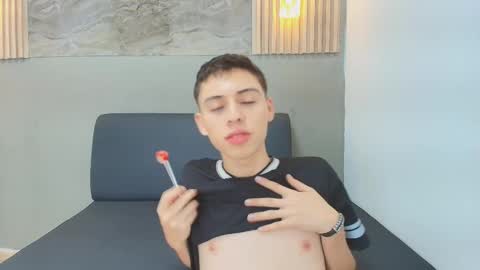 kenny_hank online show from March 16, 2026, 5:44 am