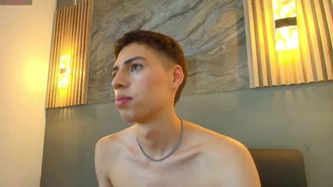 kenny_hank online show from April 30, 2026, 4:08 am