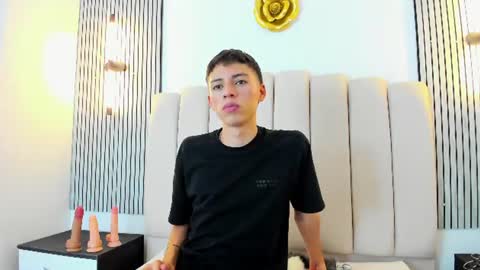 kenny_hank online show from July 21, 2026, 11:51 pm