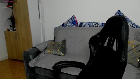 Snapshot of kent_rushell chatting on November 6, 2025, 2:12 am kent_rushell online show from November 6, 2025, 2:12 am