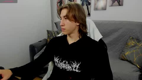 Snapshot of kent_rushell chatting on November 9, 2025, 12:31 am kent_rushell online show from November 9, 2025, 12:31 am