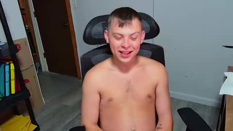 Snapshot of kentuckydrake chatting on September 16, 2025, 1:17 am Drake online show from September 16, 2025, 1:17 am