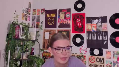 Lisa online show from January 19, 2026, 9:13 am