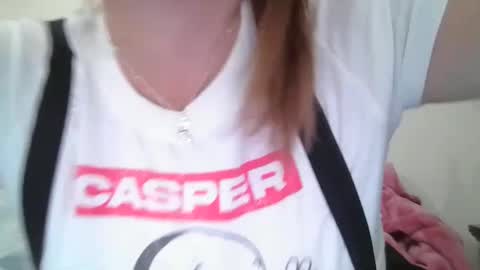 Snapshot of kenzbenz chatting on October 6, 2025, 4:59 pm KenzBenz online show from October 6, 2025, 4:59 pm